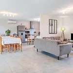Chez Leontine Lacave (Lot)