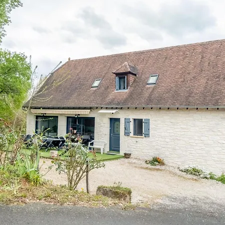 Holiday home Chez Leontine Lacave (Lot)
