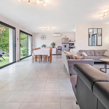 Holiday home Chez Leontine